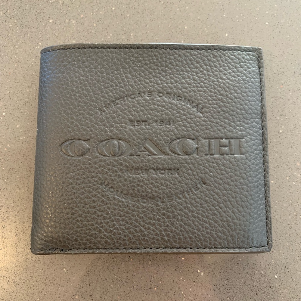 Coach Men’s Wallet NWT